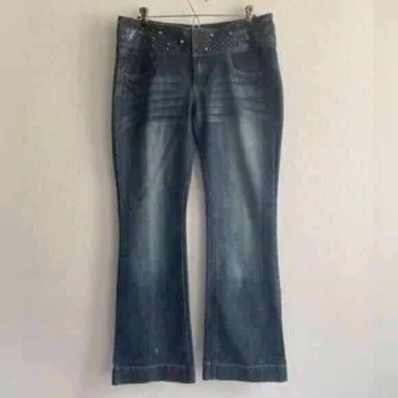 HINT Blue Flare Wide Leg Jeans with Faded Wash and bedazzling at waist - Picture 1 of 7